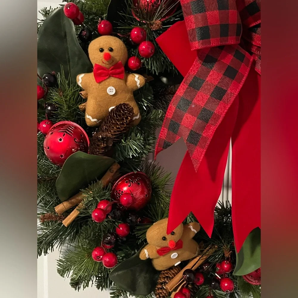 New Hand Crafted Winter Wreath Holiday Gingerbread Cinnamon Jingle Bells Large
